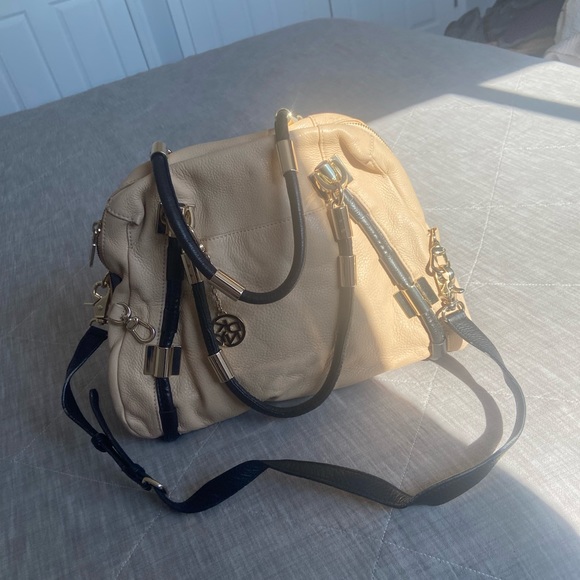 DKNY satchel bag - Picture 6 of 7